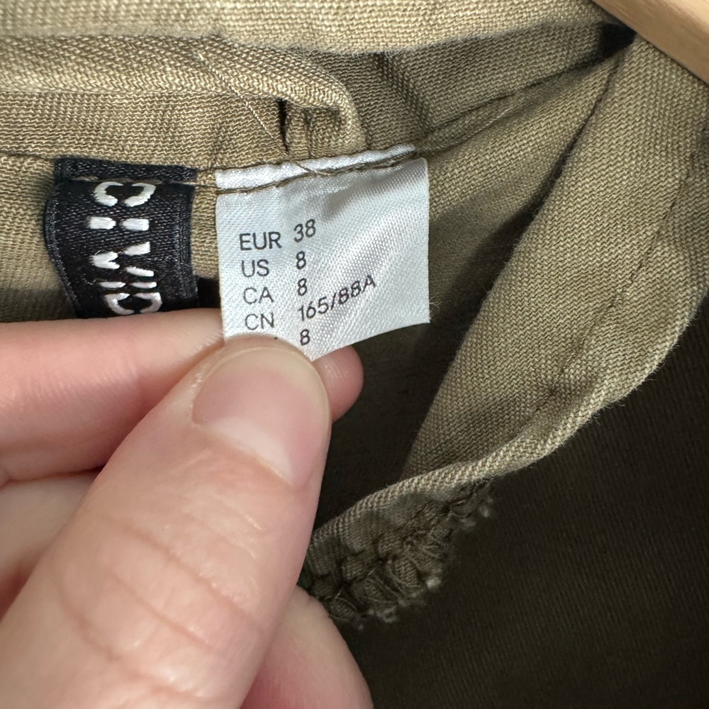 EUC. Size 8 Divided Women’s Utility Jacket - Picture 9 of 16